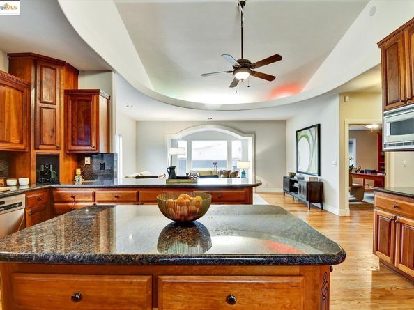 6940 Norfolk RD, Berkeley CA 94705