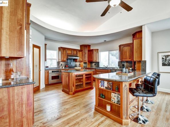 6940 Norfolk RD, Berkeley CA 94705