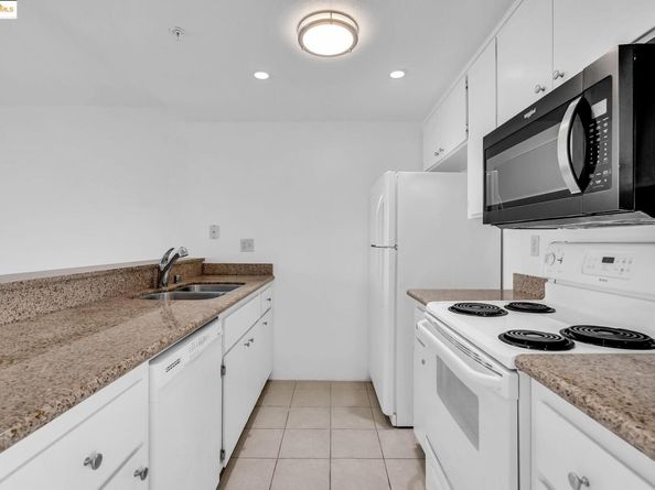 417 Evelyn Ave 205, Albany CA 94706