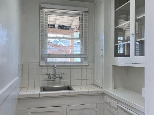 1301 9Th St, Alameda CA 94501