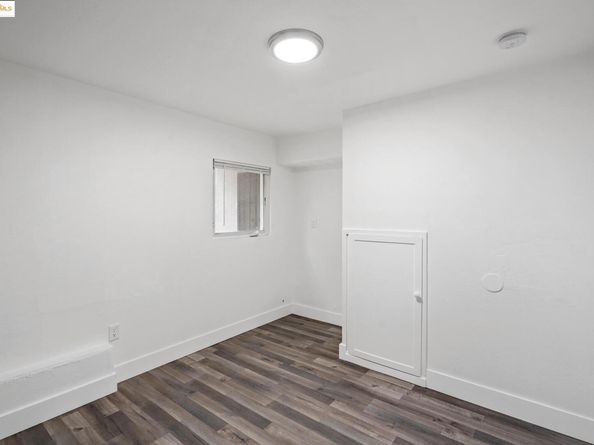 8117 Ney Ave, Oakland CA 94605