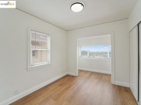 8117 Ney Ave, Oakland CA 94605