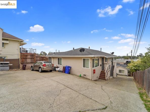 8117 Ney Ave, Oakland CA 94605