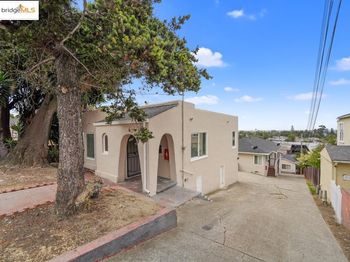8117 Ney Ave