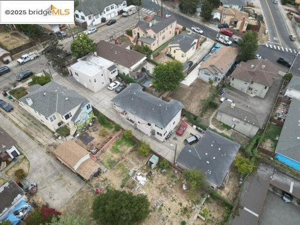 8117 Ney Ave, Oakland CA 94605