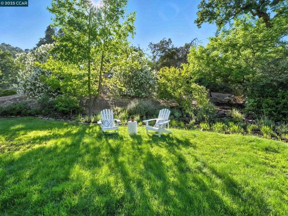 1542 Hillgrade Ave, Alamo CA 94507