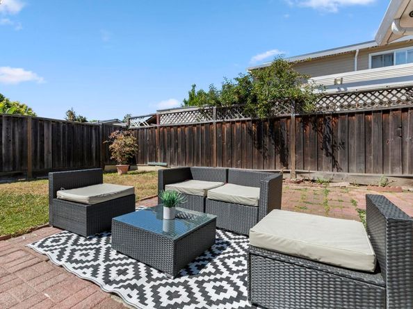 35421 Cleremont Dr, Newark CA 94560