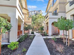 225 Laurel Knoll Dr, Martinez CA 94553