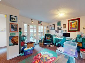 54 Railroad Ave, Richmond CA 94801