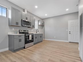 221 4th, Richmond CA 94801