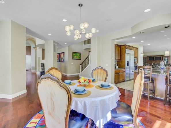 48564 Avalon Heights Ter, Fremont CA 94539