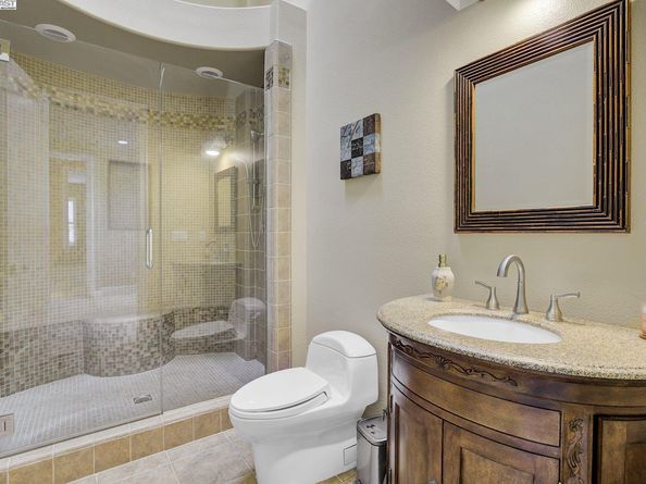 48564 Avalon Heights Ter, Fremont CA 94539