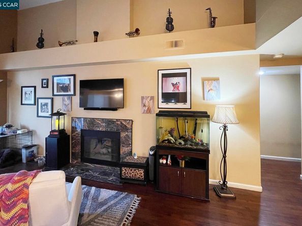 5472 Country View Dr, Richmond CA 94803