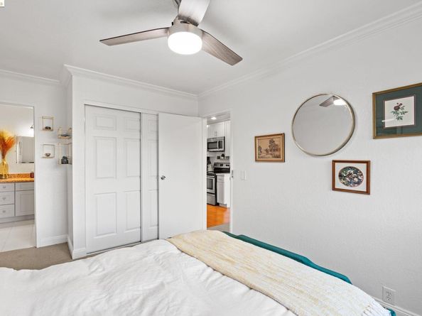 455 Crescent St 220, Oakland CA 94610
