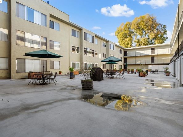 455 Crescent St 220, Oakland CA 94610