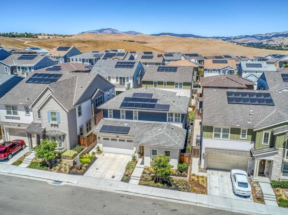 4519 Spring Mountain Way, Dublin CA 94568