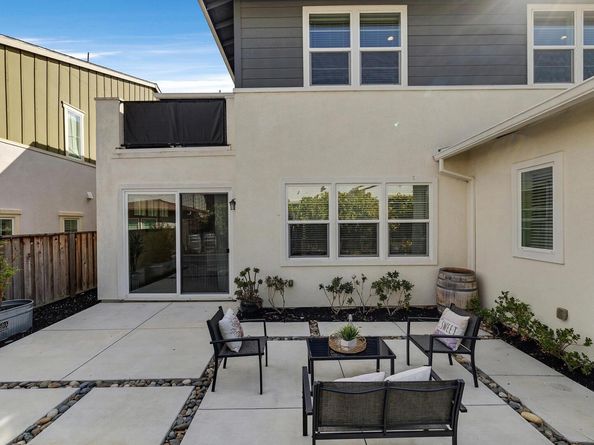 4519 Spring Mountain Way, Dublin CA 94568