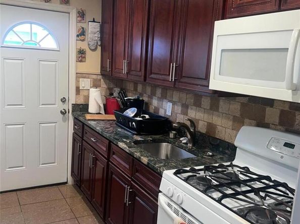 231-10 145th Avenue, Springfield Gardens NY 11413