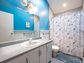 8 Kenswick Lane, Huntington Station NY 11746