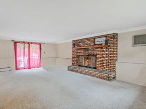 8 Kenswick Lane, Huntington Station NY 11746