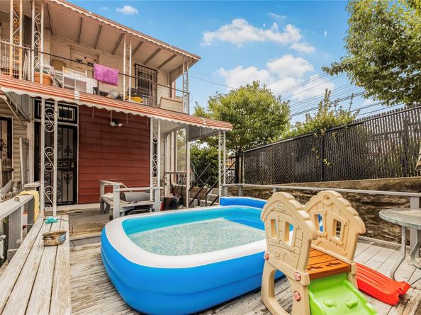4101 Paulding Avenue, Bronx NY 10466