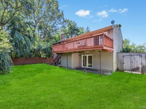 371 W 20th Street, Deer Park NY 11729