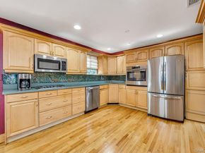 371 W 20th Street, Deer Park NY 11729