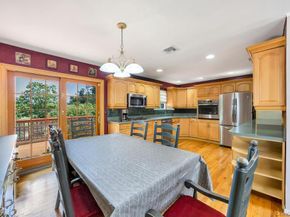 371 W 20th Street, Deer Park NY 11729