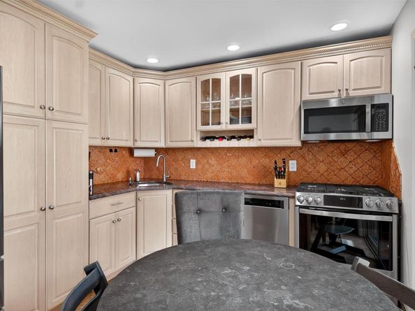 77 Further Lane, Chappaqua NY 10514