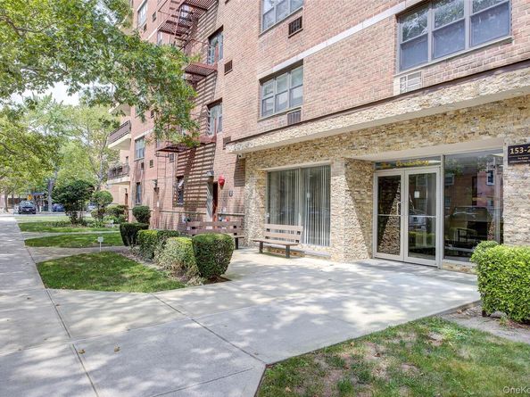 153-25 88th Street 2J, Howard Beach NY 11414