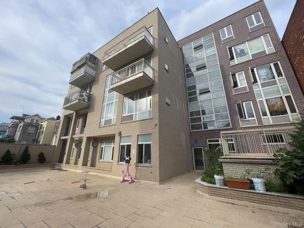 4048 97th Street 3E, Corona NY 11368