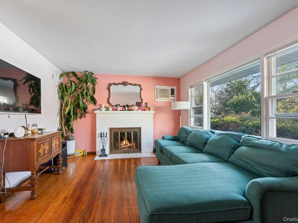 239 Elwood Road, East Northport NY 11731