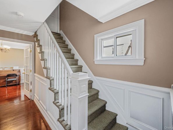 557 Newbridge Road, East Meadow NY 11554