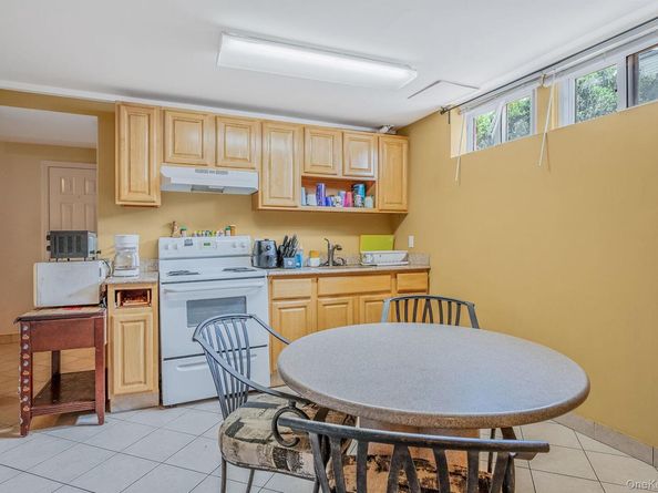 557 Newbridge Road, East Meadow NY 11554