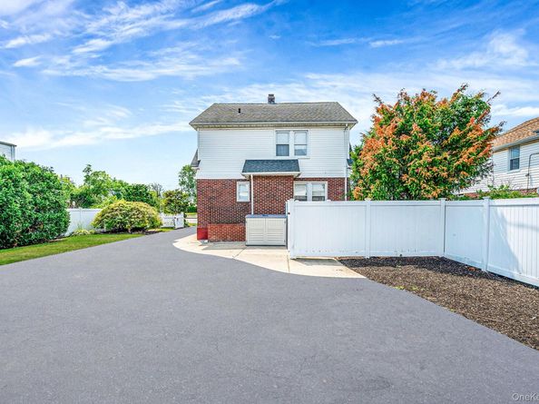 557 Newbridge Road, East Meadow NY 11554