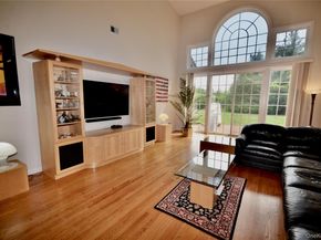 679 Balfour Place, Melville NY 11747
