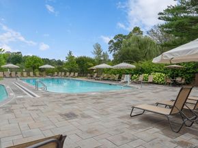 156 Stone Meadow, South Salem NY 10590