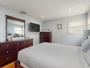 110 Roeckel Avenue, Valley Stream NY 11580