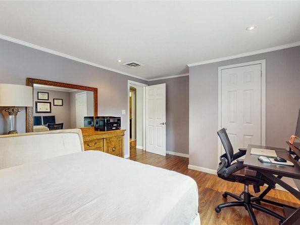 110 Roeckel Avenue, Valley Stream NY 11580