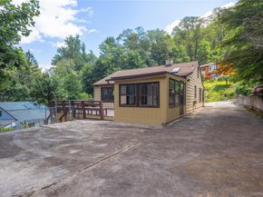 3519 Hillside Street, Mohegan Lake NY 10547