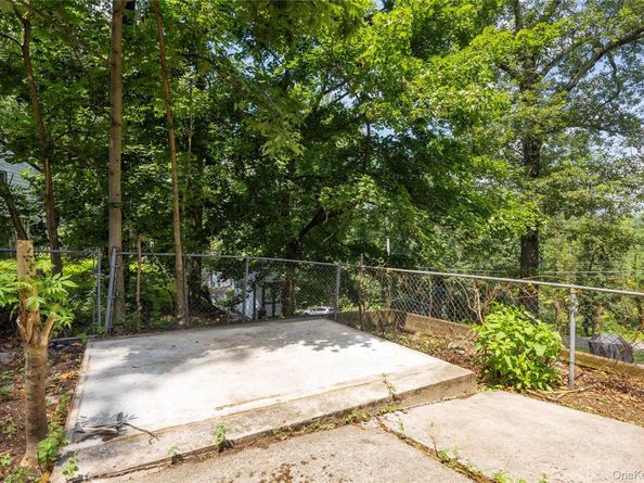 3519 Hillside Street, Mohegan Lake NY 10547