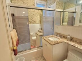 25215 60 Avenue 1114, Little Neck NY 11362