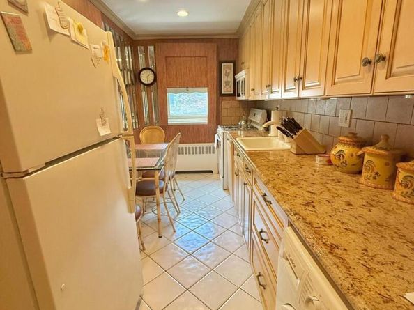 25215 60 Avenue 1114, Little Neck NY 11362