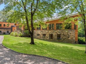 16 Col Sheldon Lane, Pound Ridge NY 10576