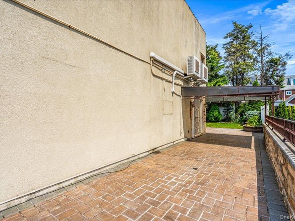 54-45 63rd Place, Maspeth NY 11378