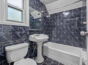 452 Howe Ave, Bronx NY 10473