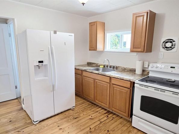 83 Webster Avenue, Lake Ronkonkoma NY 11779