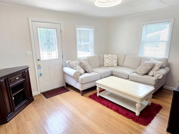 83 Webster Avenue, Lake Ronkonkoma NY 11779