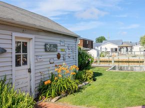 253 West Drive, Copiague NY 11726