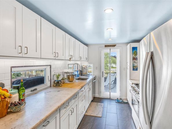 253 West Drive, Copiague NY 11726
